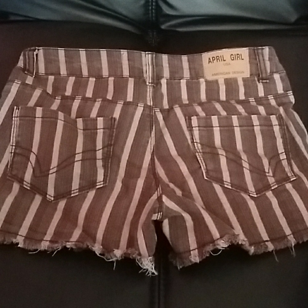 Shorts - Picture 2 of 2
